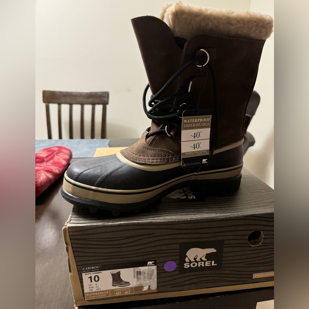 Sorel caribou men’s size 10. Bruno
